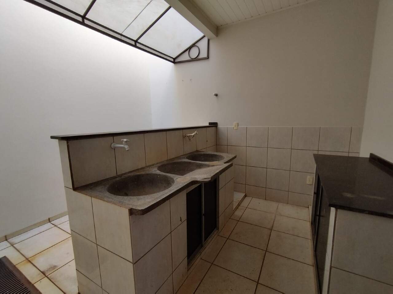 Casa com 5 quartos sendo 1 suíte no Vila São Francisco em Dourados/MS — foto 19