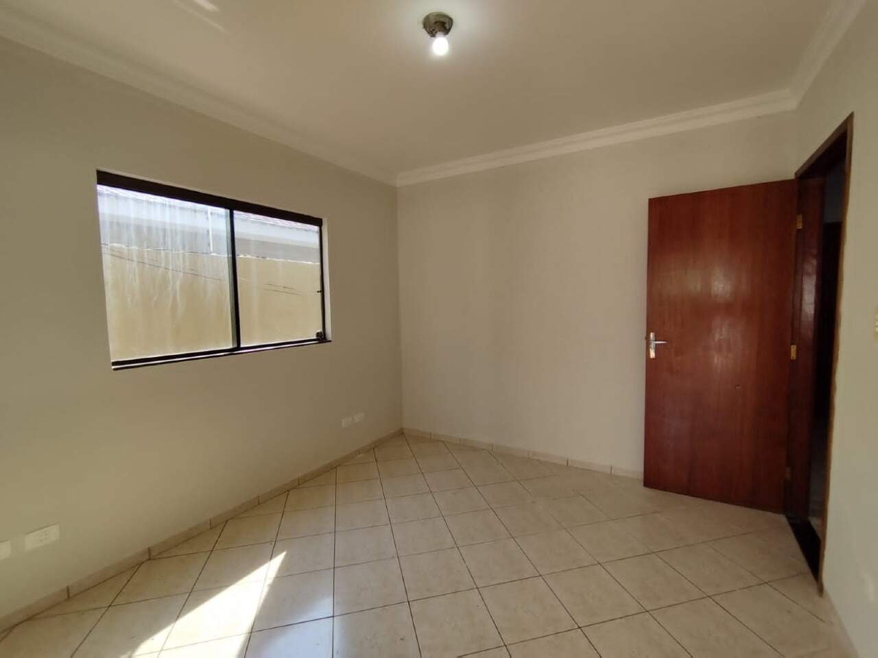 Casa com 5 quartos sendo 1 suíte no Vila São Francisco em Dourados/MS — foto 14