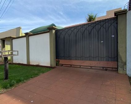 Casa com 5 quartos no Vila São Francisco em Dourados/MS