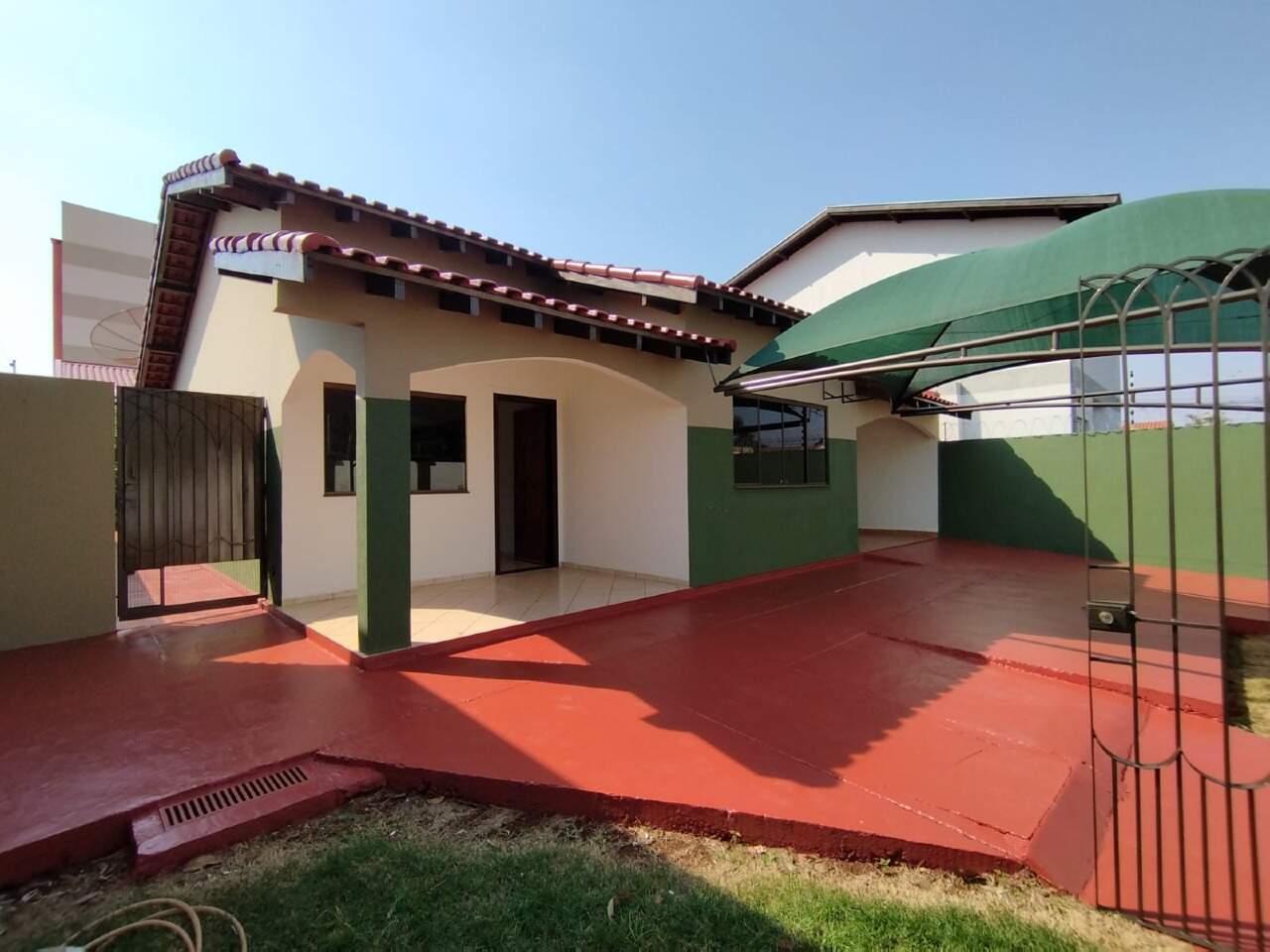 Casa com 5 quartos sendo 1 suíte no Vila São Francisco em Dourados/MS — foto 4