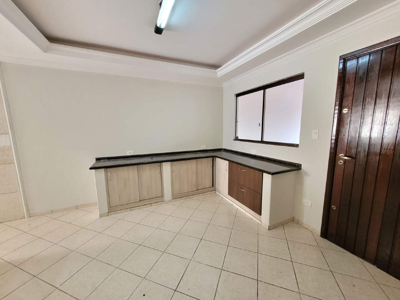 Casa com 5 quartos sendo 1 suíte no Vila São Francisco em Dourados/MS — foto 8