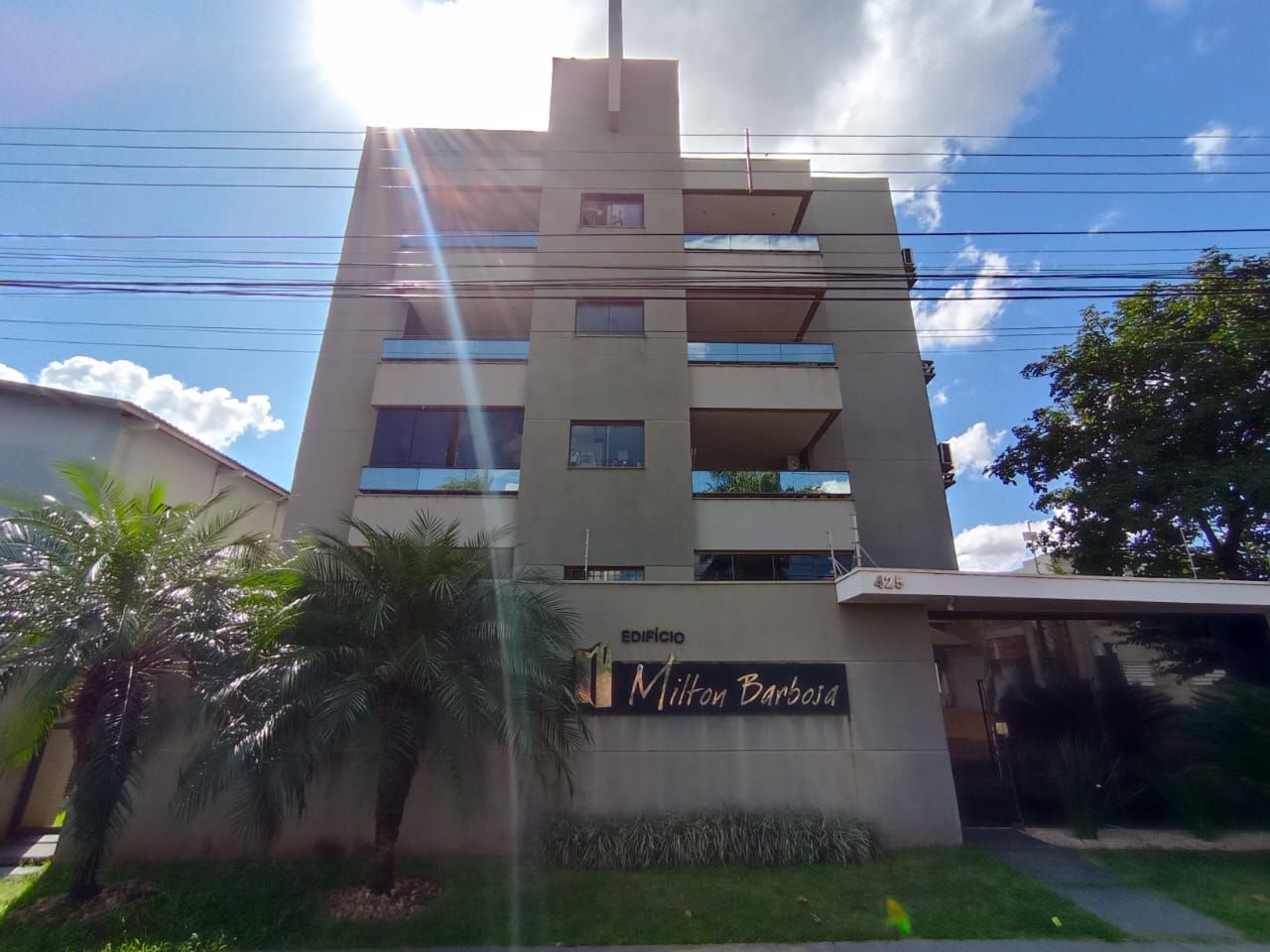 Apartamento com 3 quartos sendo 1 suíte no Vila Aurora em Dourados/MS — foto 1