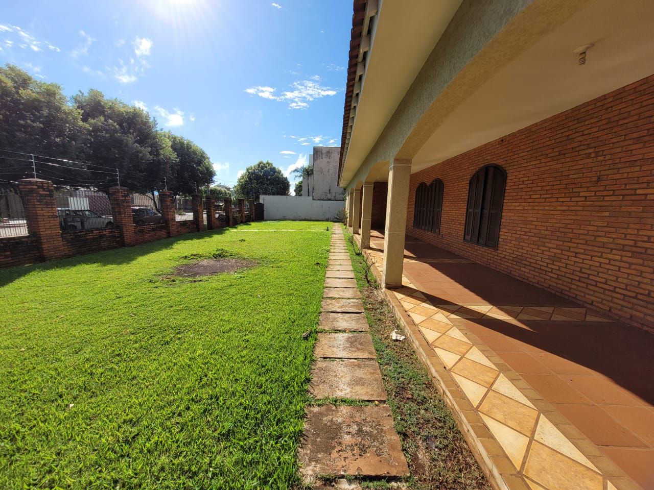 Casa com 6 quartos sendo 2 suítes no Jardim Tropical em Dourados/MS — foto 3