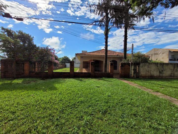 Casa com 6 quartos sendo 2 suítes no Jardim Tropical em Dourados/MS — foto 1