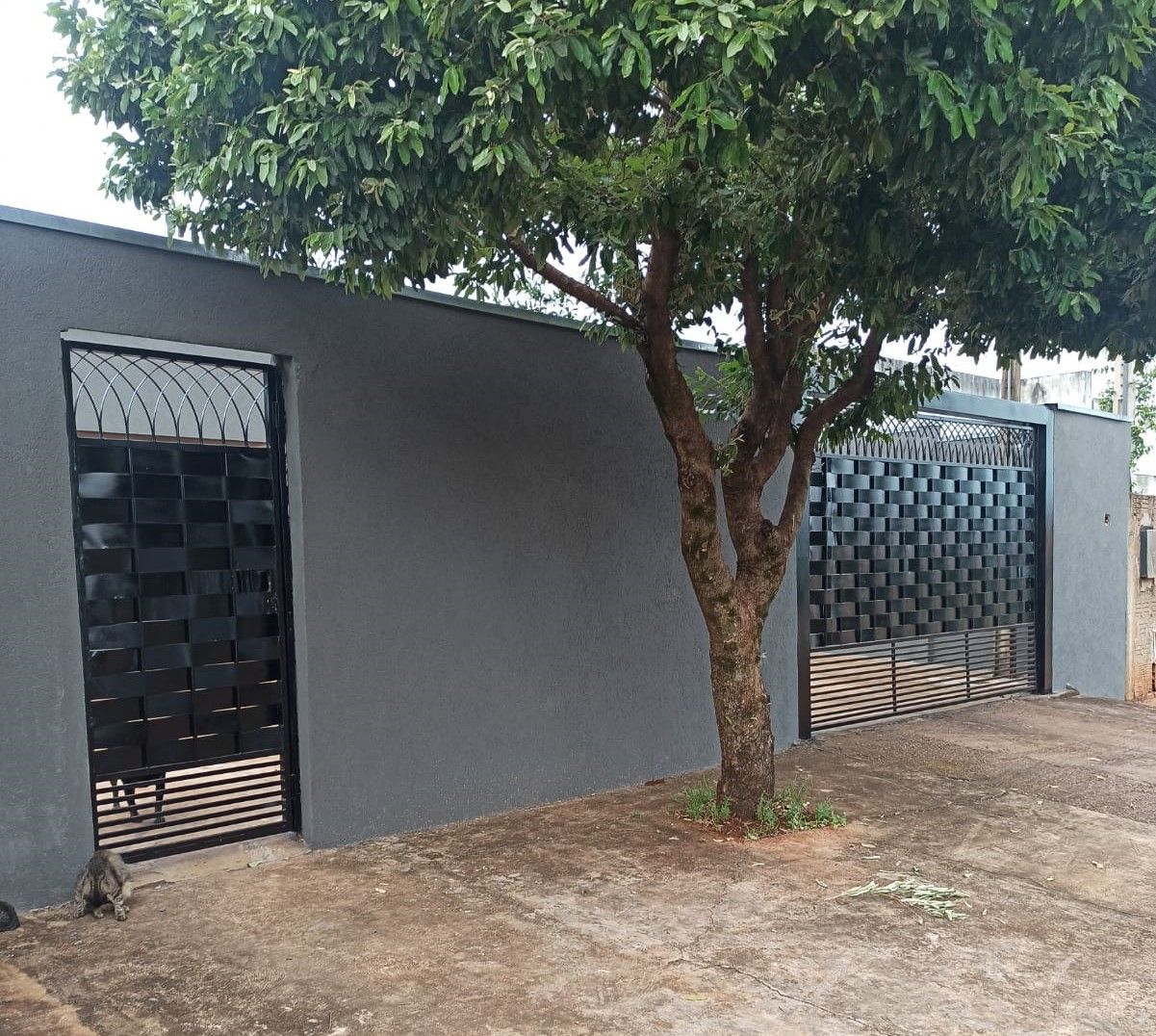 Casa com 2 quartos sendo 1 suíte no Vila São Luiz em Dourados/MS — foto 1
