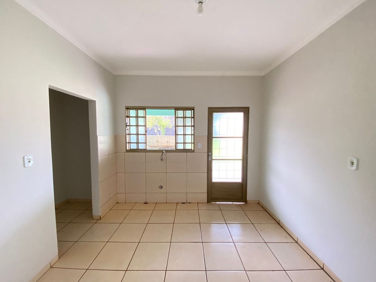 Casa com 2 quartos sendo 1 suíte no Jardim Rasslem em Dourados/MS — foto 6