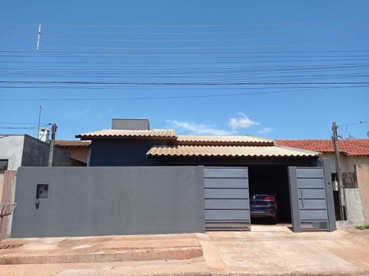 Casa com 2 quartos no Residencial Pantanal em Dourados/MS