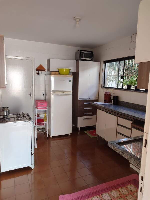 Casa com 3 quartos sendo 1 suíte no BNH III Plano em Dourados/MS — foto 4