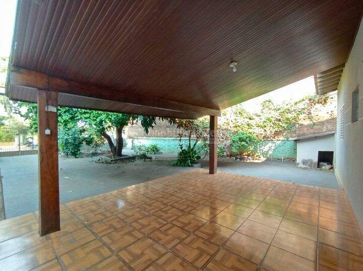 Casa com 3 quartos no Centro em Dourados/MS — foto 2