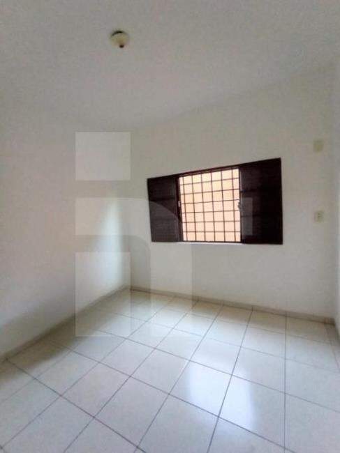 Casa com 4 quartos sendo 1 suíte no Centro em Dourados/MS — foto 8