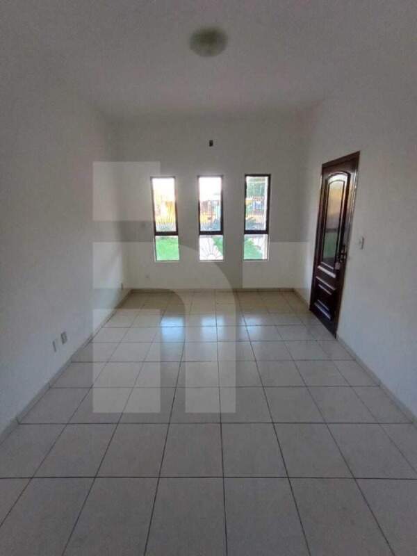 Casa com 4 quartos sendo 1 suíte no Centro em Dourados/MS — foto 4