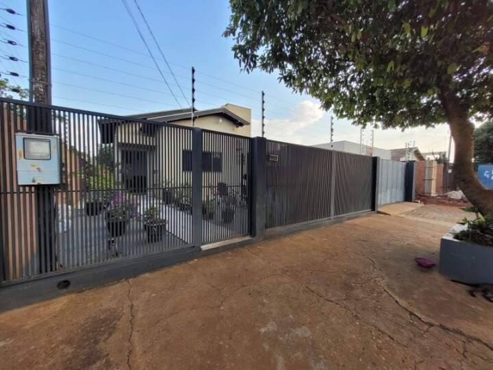 Casa com 2 quartos sendo 1 suíte no Jardim Ouro Verde em Dourados/MS — foto 3