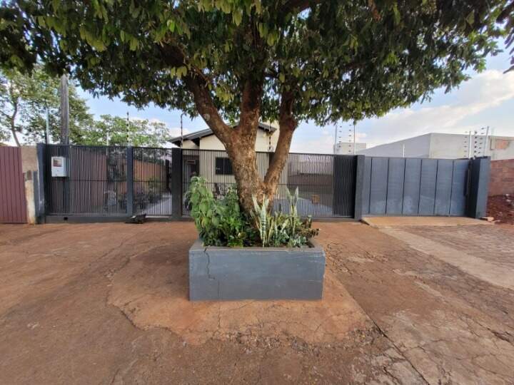Casa com 2 quartos no Jardim Ouro Verde em Dourados/MS