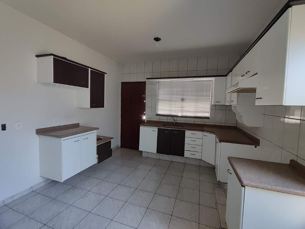 Casa com 3 quartos sendo 1 suíte no Jardim Florida II em Dourados/MS — foto 6