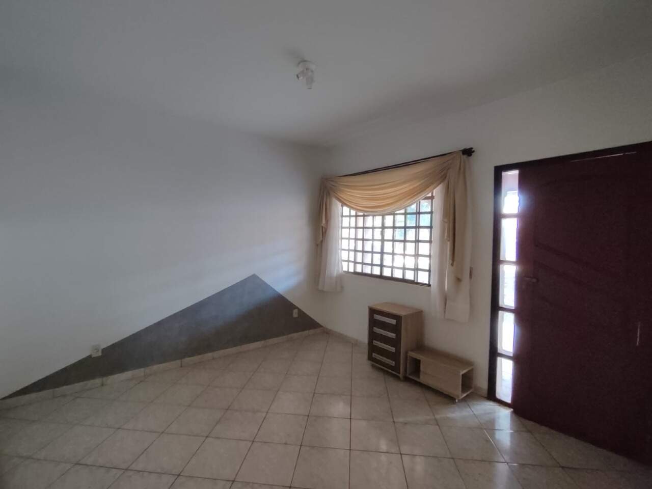 Casa com 3 quartos sendo 1 suíte no Jardim Florida II em Dourados/MS — foto 7