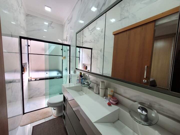Casa com 3 quartos sendo 1 suíte no Jardim Murakami em Dourados/MS — foto 12