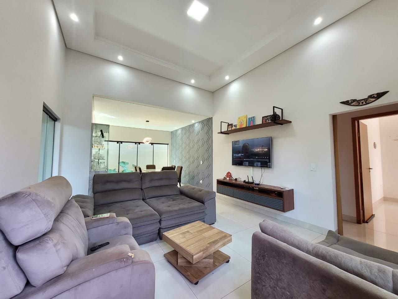 Casa com 3 quartos sendo 1 suíte no Jardim Murakami em Dourados/MS — foto 7