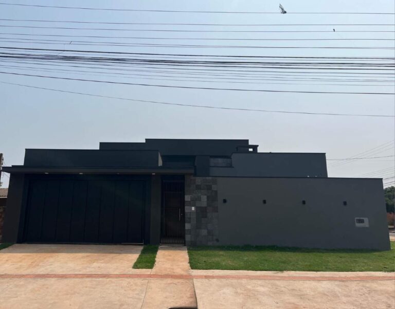 Casa com 3 quartos no Parque dos Coqueiros em Dourados/MS