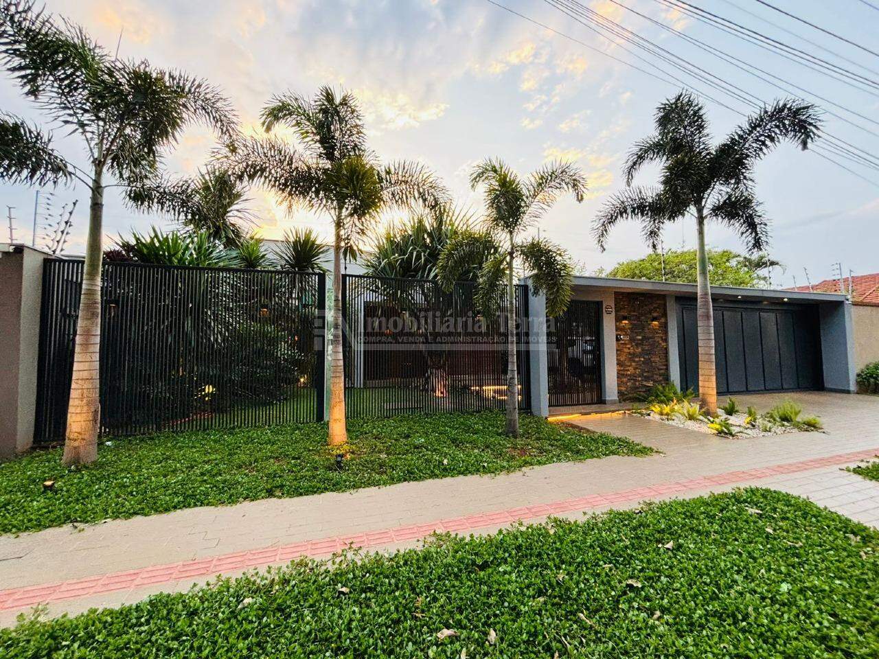 Casa com 3 quartos sendo 3 suítes no Portal de Dourados em Dourados/MS — foto 1
