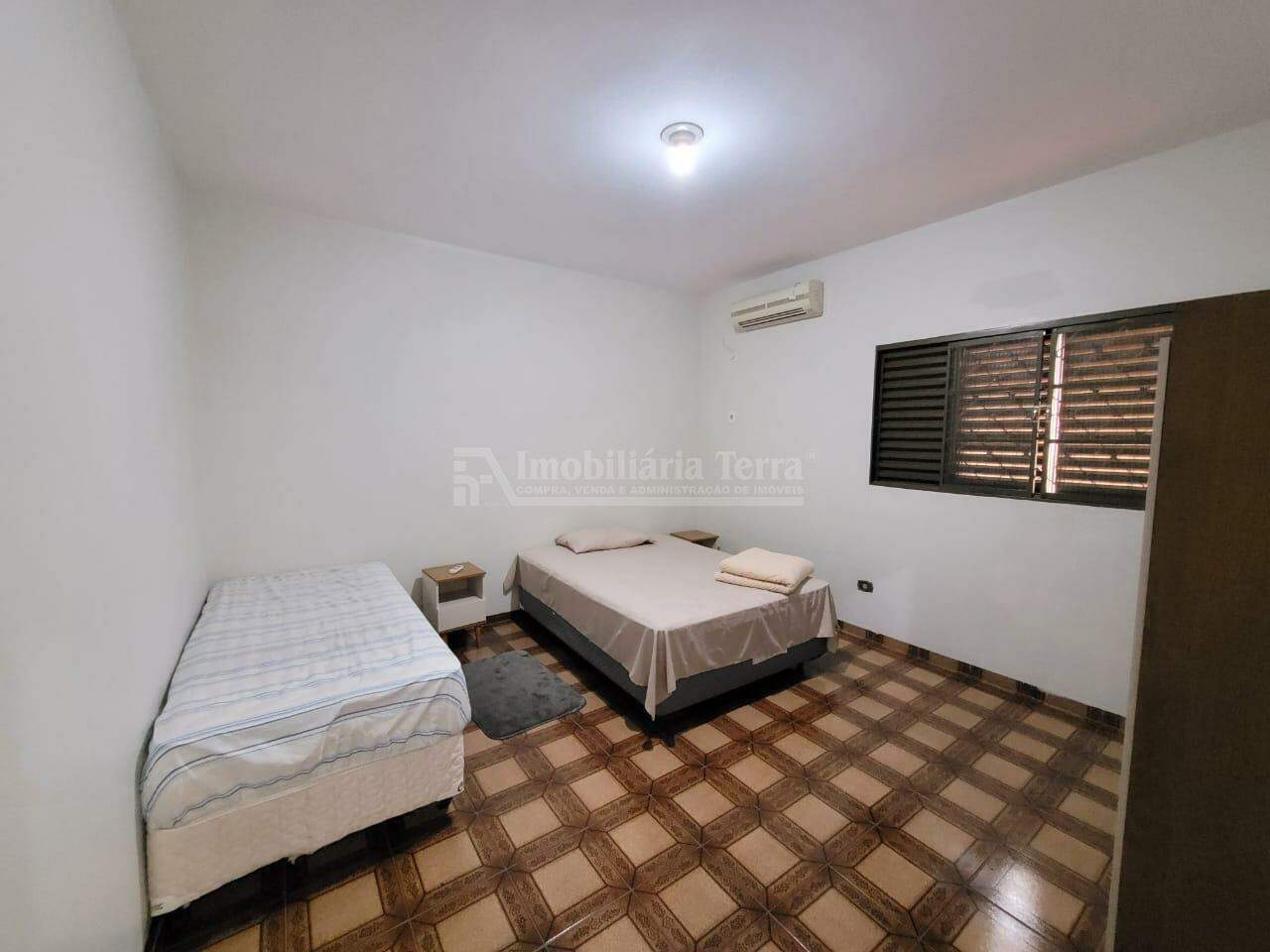 Casa com 6 quartos sendo 1 suíte no Centro em Dourados/MS — foto 13