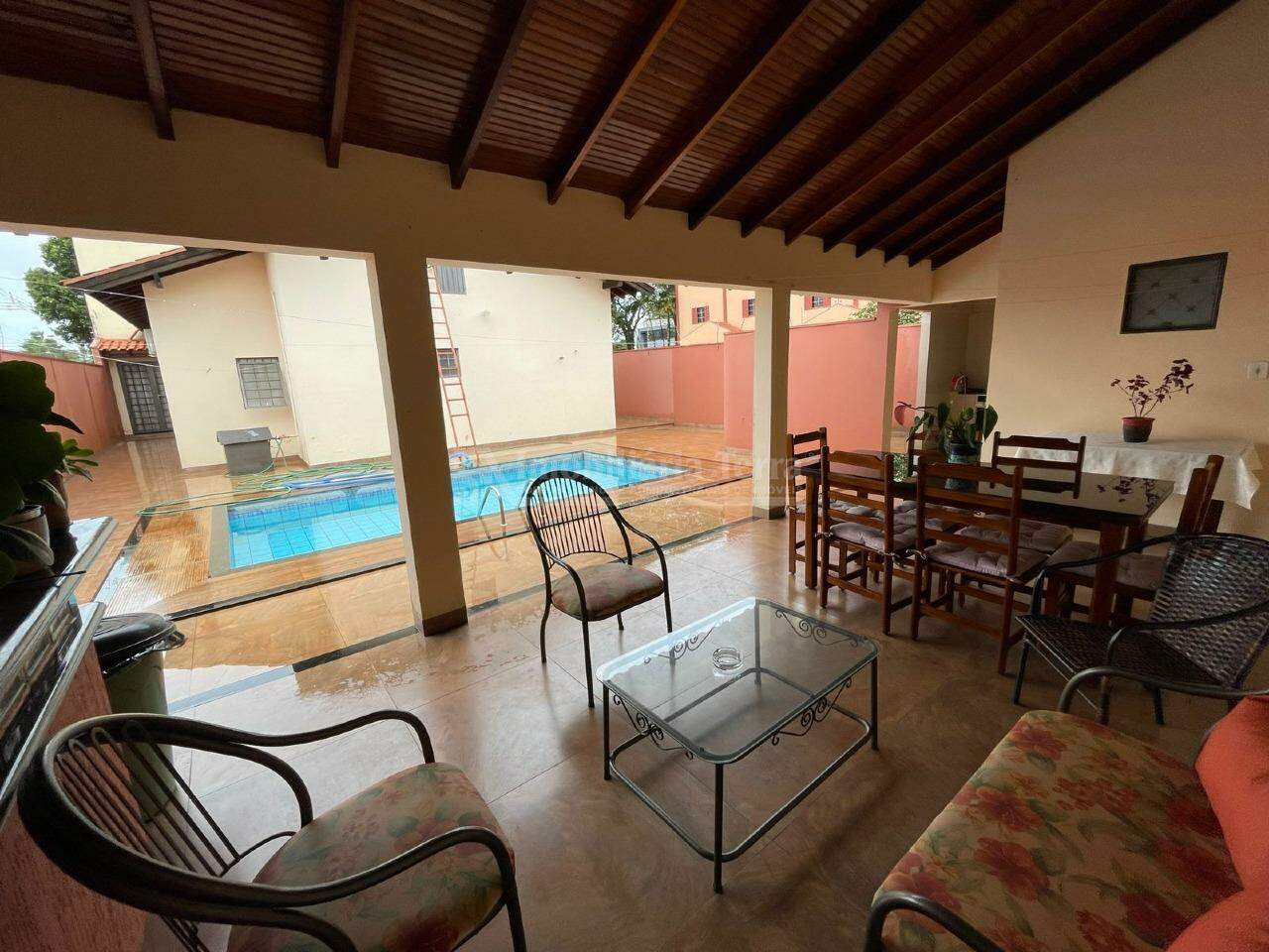 Casa com 4 quartos sendo 1 suíte no Jardim Tropical em Dourados/MS — foto 9