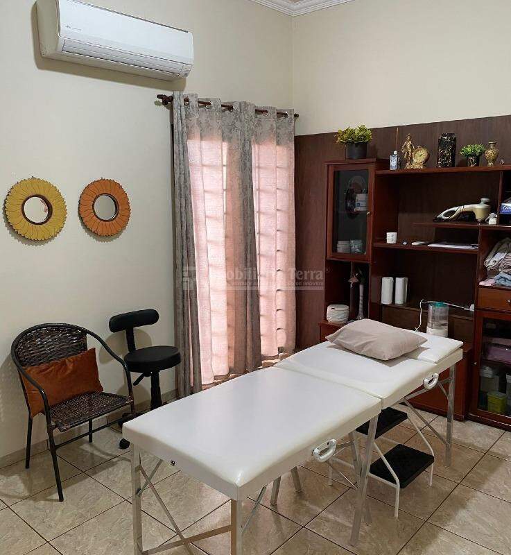 Casa com 4 quartos sendo 1 suíte no Jardim Tropical em Dourados/MS — foto 5