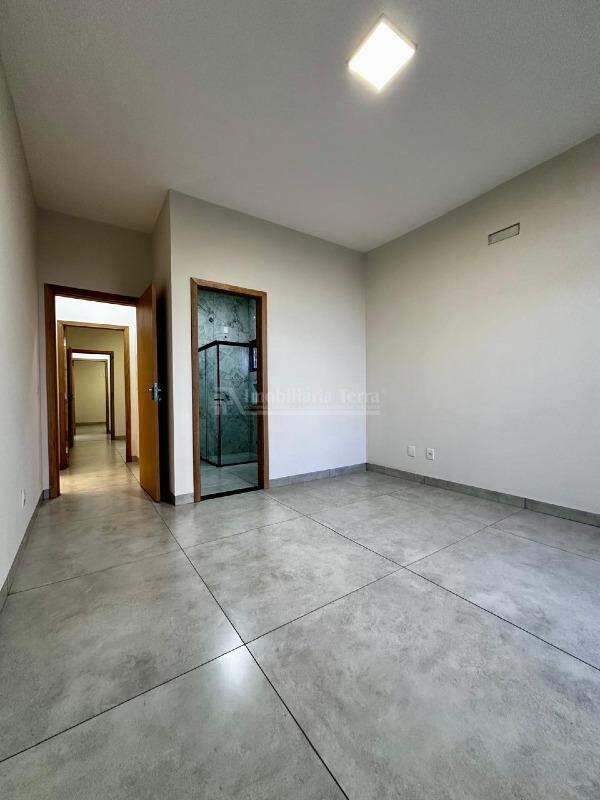 Casa com 3 quartos sendo 1 suíte no Residencial Monte Carlo em Dourados/MS — foto 26