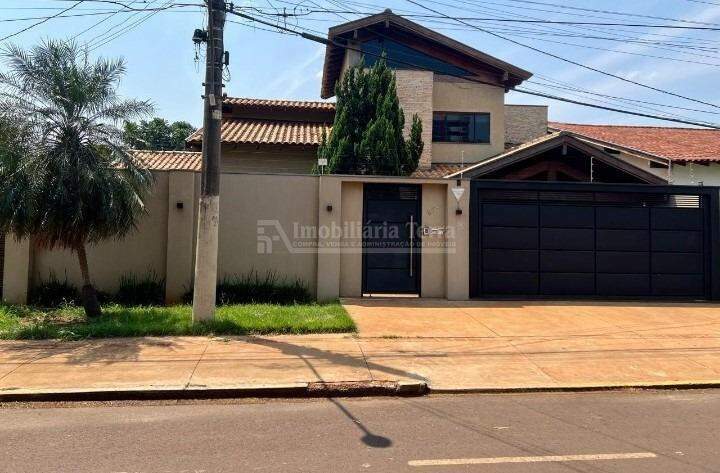 Casa com 5 quartos no Vila Rui Barbosa em Dourados/MS