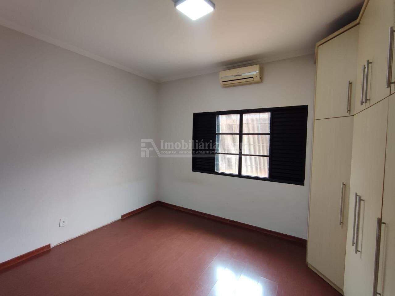 Casa com 5 quartos sendo 1 suíte no Vila Rui Barbosa em Dourados/MS — foto 8