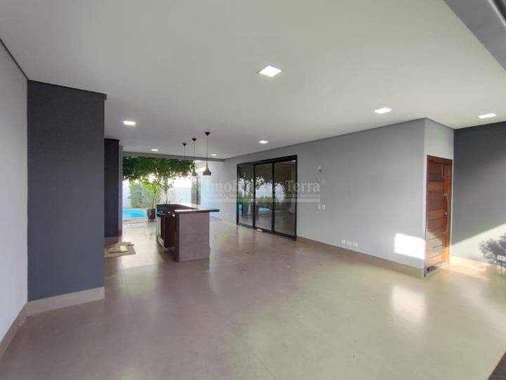 Casa com 3 quartos sendo 1 suíte no Jardim Cristhais em Dourados/MS — foto 3