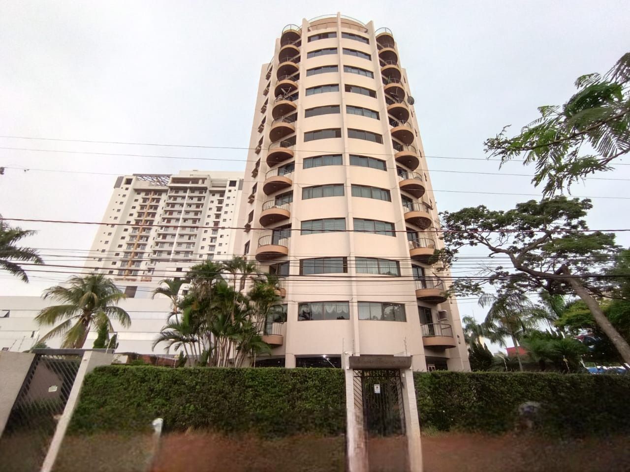 Apartamento com 3 quartos sendo 1 suíte no Jardim América em Dourados/MS — foto 1