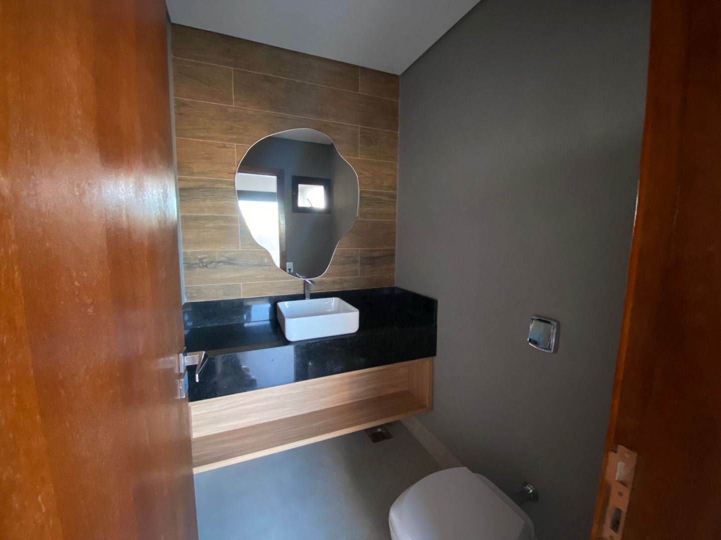 Casa com 3 quartos sendo 1 suíte no Cidade Jardim I em Dourados/MS — foto 13