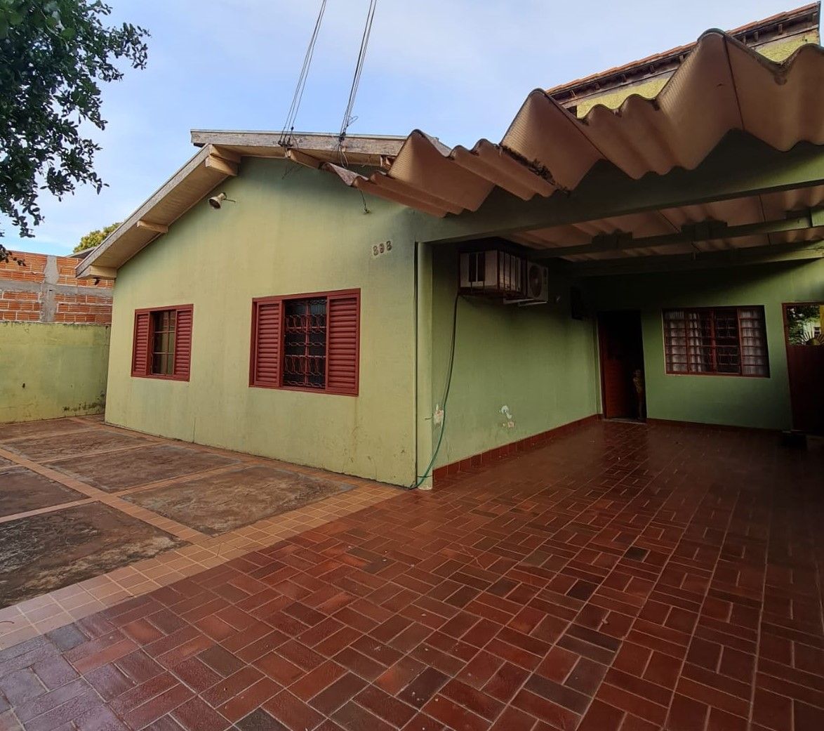Casa com 4 quartos sendo 1 suíte no Vila Industrial em Dourados/MS — foto 2