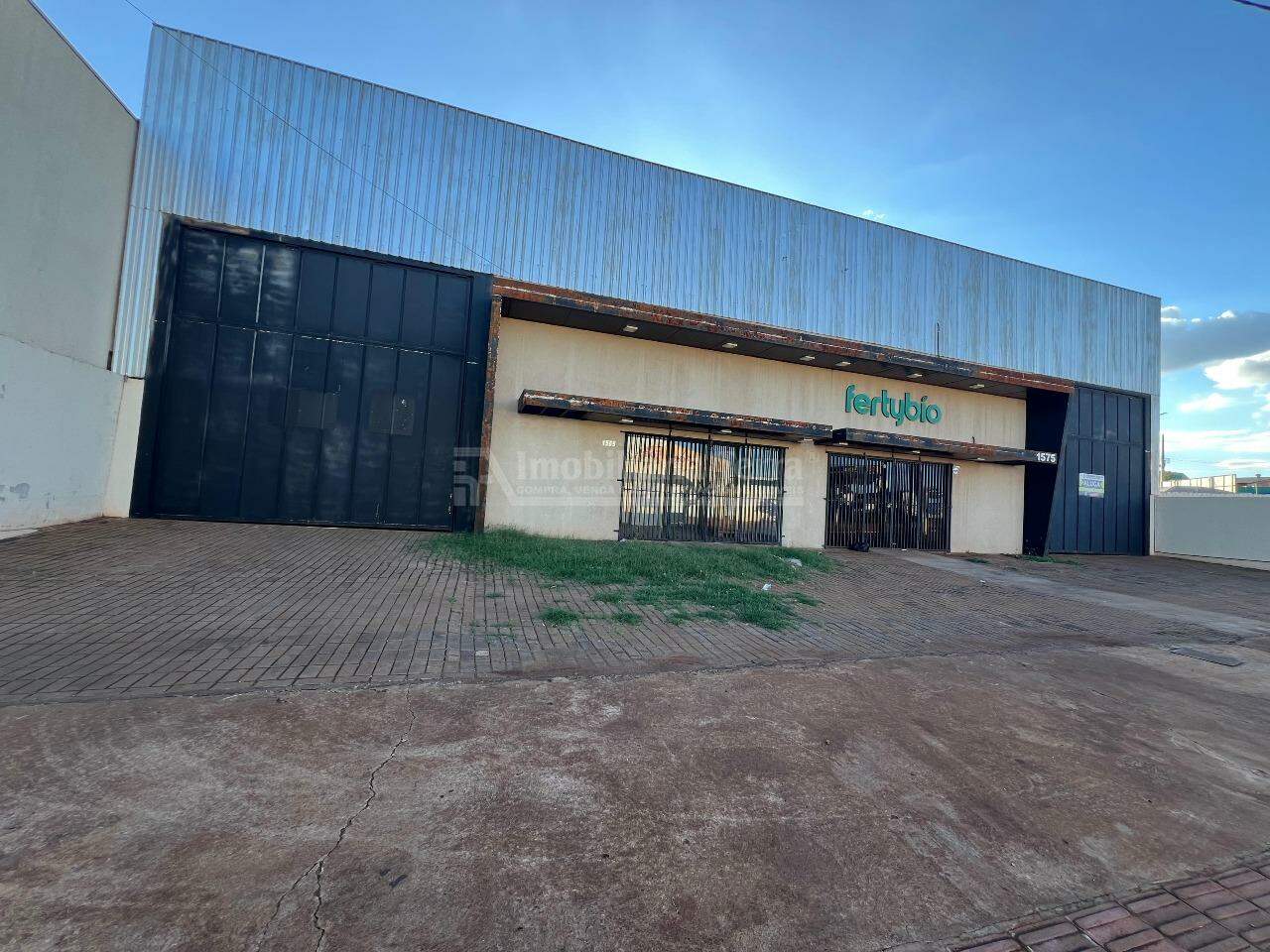Salão Comercial no Jardim Márcia em Dourados/MS