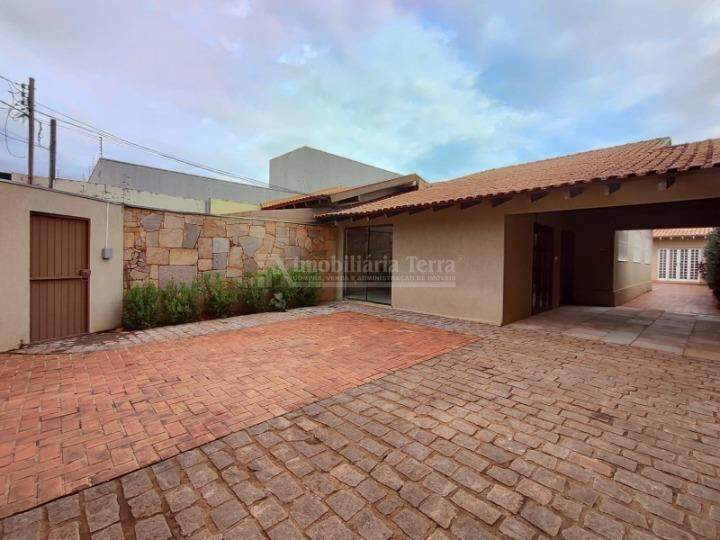 Casa com 3 quartos sendo 1 suíte no Vila Planalto em Dourados/MS — foto 2