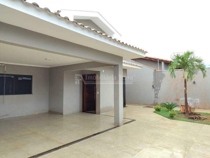 Casa com 3 quartos sendo 1 suíte no Jardim Flórida em Dourados/MS — foto 2