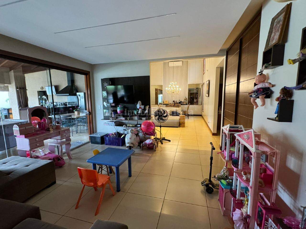 Casa com 3 quartos sendo 3 suítes no Jardim Europa em Dourados/MS — foto 11