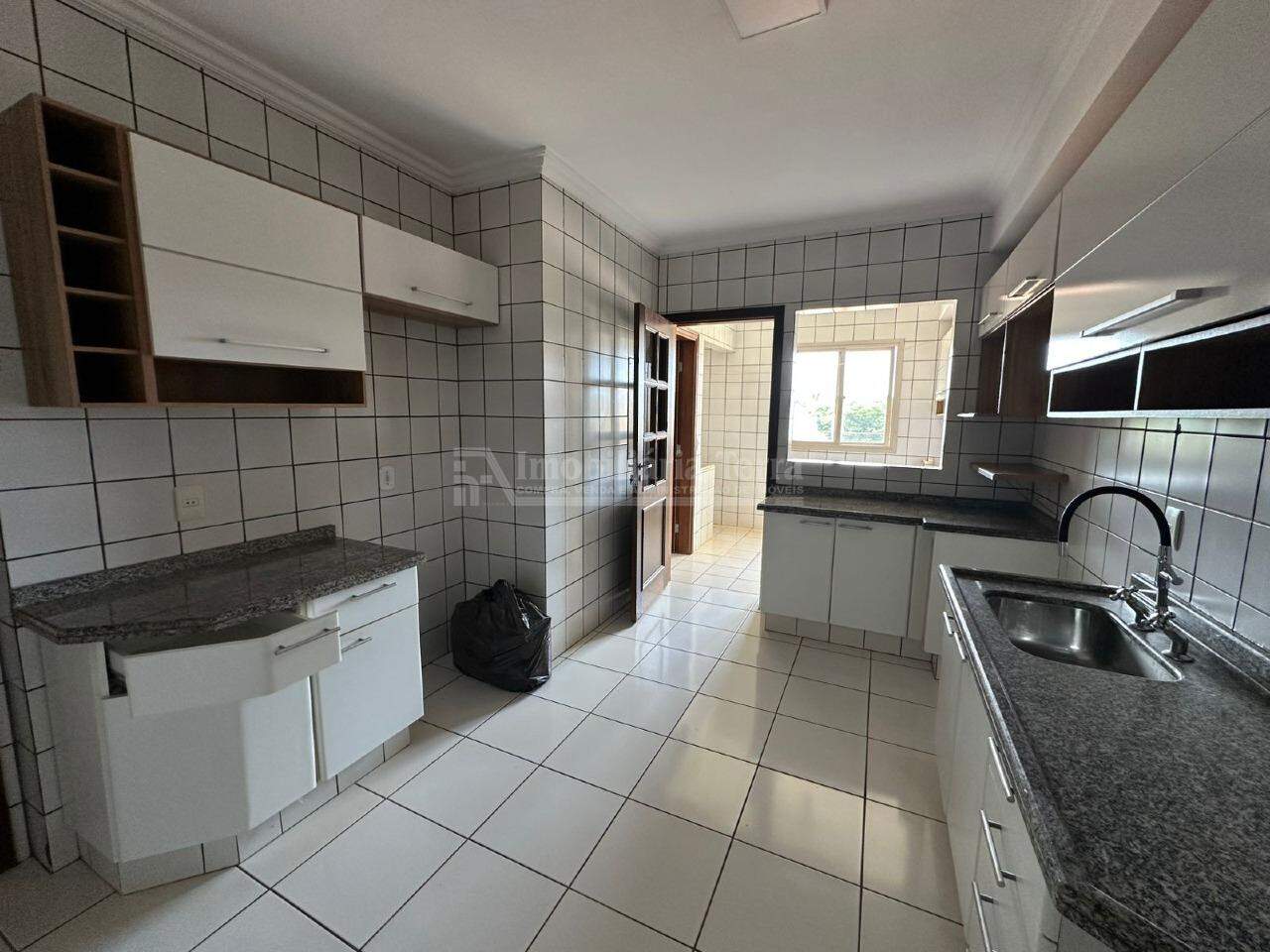 Apartamento na Vila Tonani I, foto 3 de 16