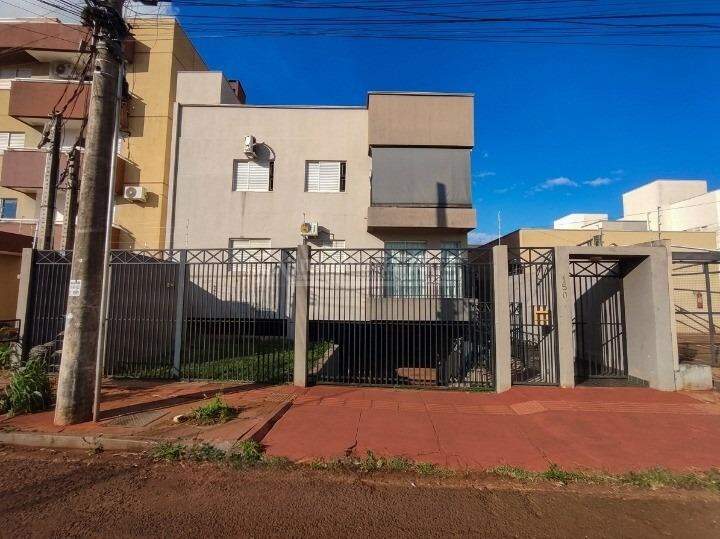 Apartamento com 2 quartos no Parque Alvorada em Dourados/MS