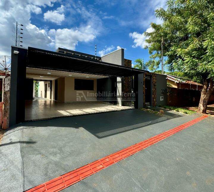 Casa no Jardim São Pedro, foto 2 de 16
