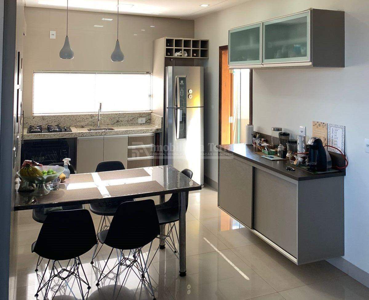 Casa com 3 quartos sendo 3 suítes no Golden Park em Dourados/MS — foto 2