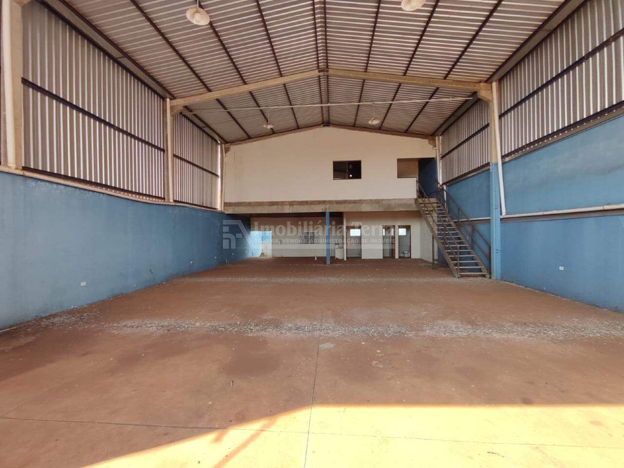 Barracão no Jardim Boa Vista em Dourados/MS — foto 2