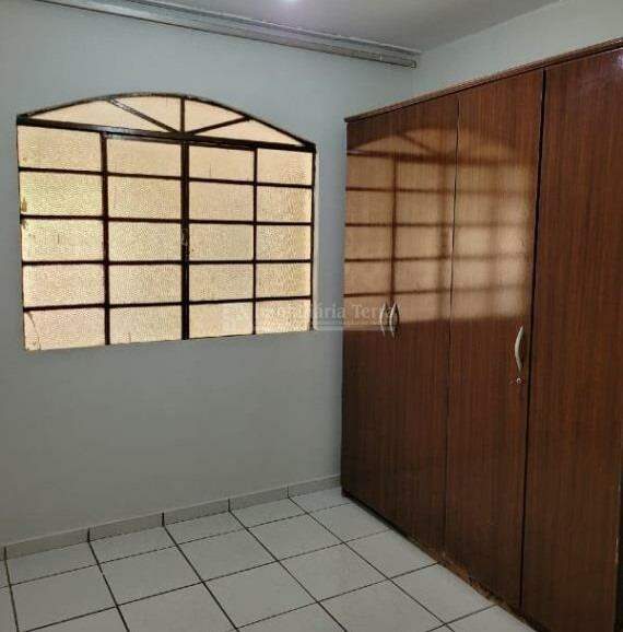 Casa com 3 quartos sendo 1 suíte no Vila Industrial em Dourados/MS — foto 9