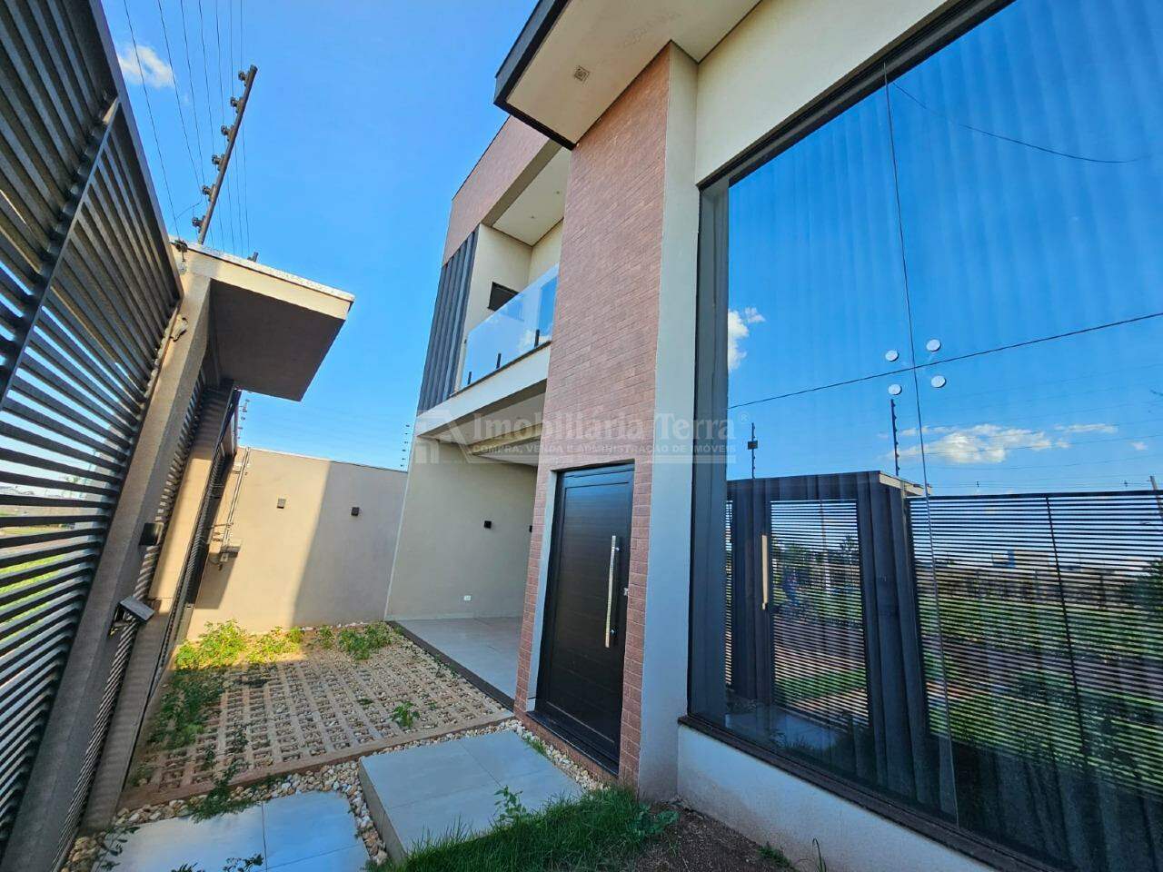 Casa com 3 quartos sendo 1 suíte no Jardim Mônaco em Dourados/MS — foto 2