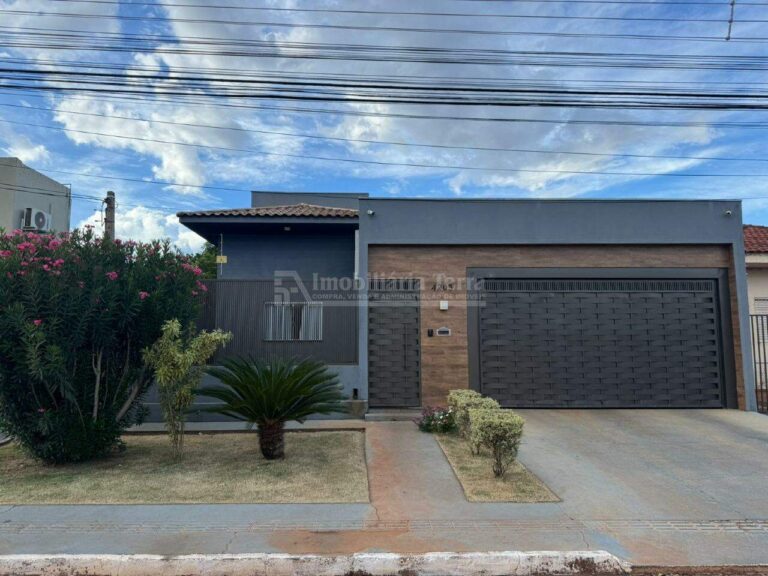 Casa com 4 quartos sendo 2 suítes no Jardim Paulista em Dourados/MS
