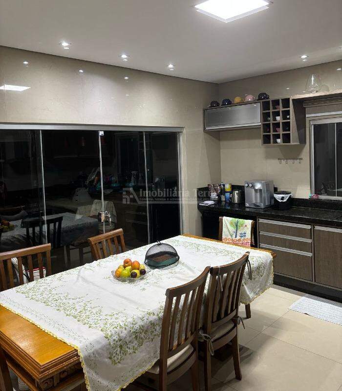 Casa com 4 quartos sendo 2 suítes no Jardim Paulista em Dourados/MS — foto 5