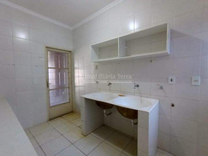 Casa com 3 quartos sendo 1 suíte no Jardim Europa em Dourados/MS — foto 18