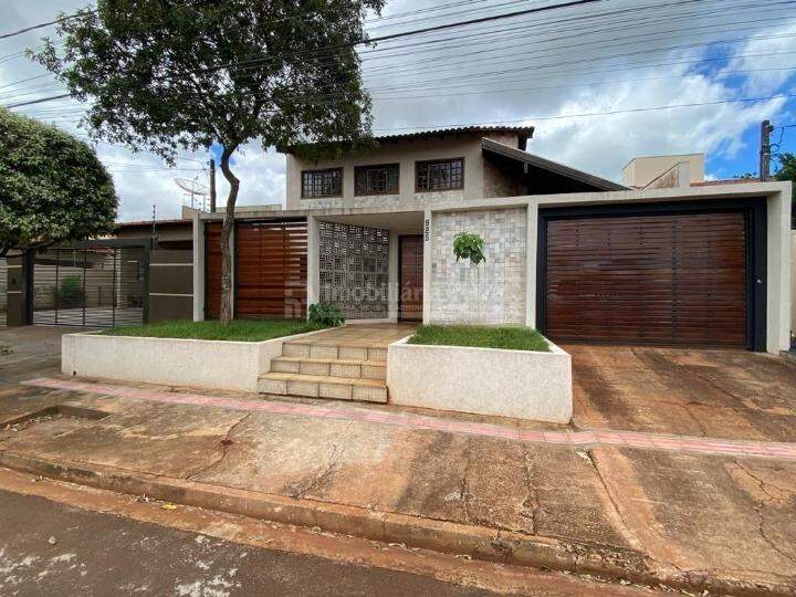 Casa com 3 quartos sendo 1 suíte no Parque Alvorada em Dourados/MS — foto 1