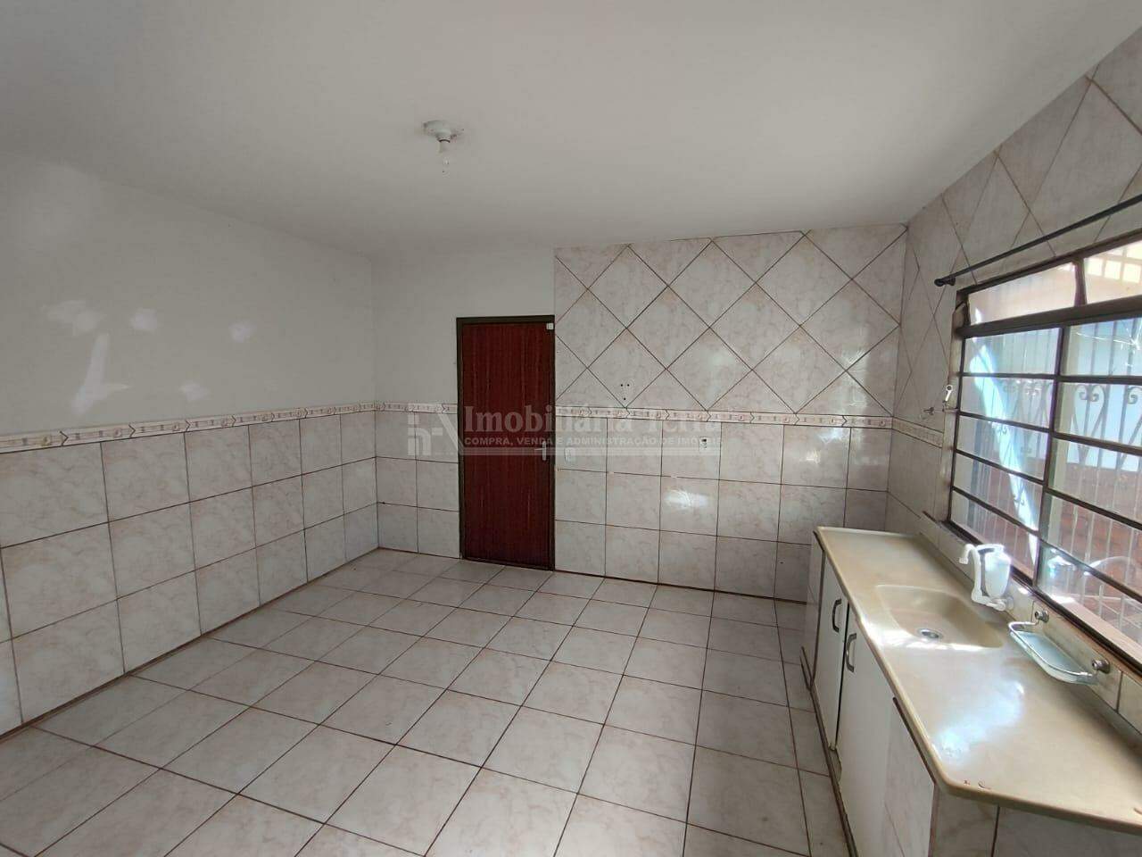 Casa com 3 quartos sendo 1 suíte no Jardim Água Boa em Dourados/MS — foto 3