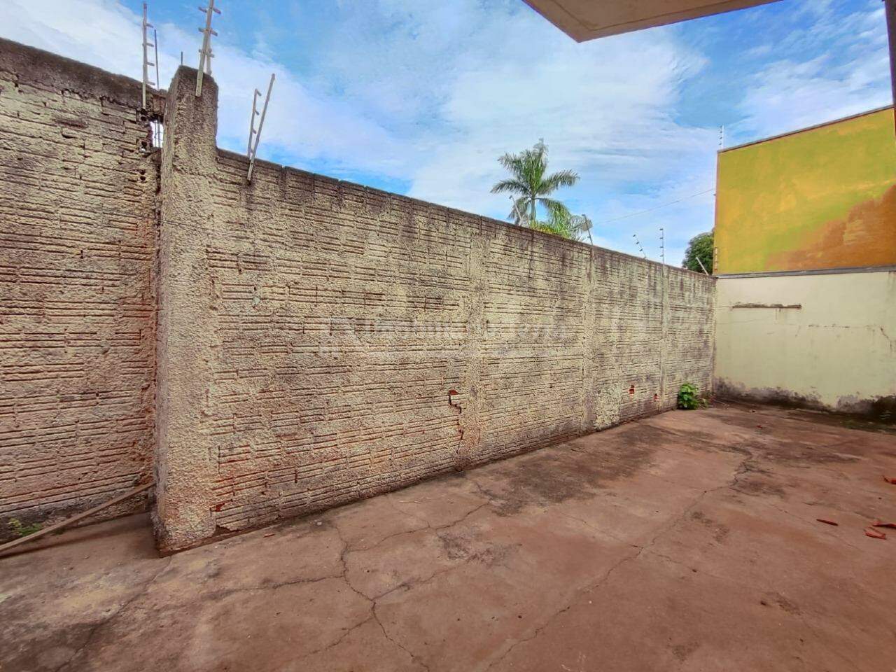 Casa com 3 quartos sendo 2 suítes no Bnh IV Plano em Dourados/MS — foto 15